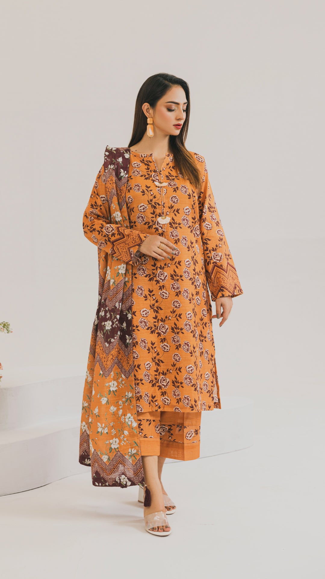 Khaddar Printed Suit- CLV3-01